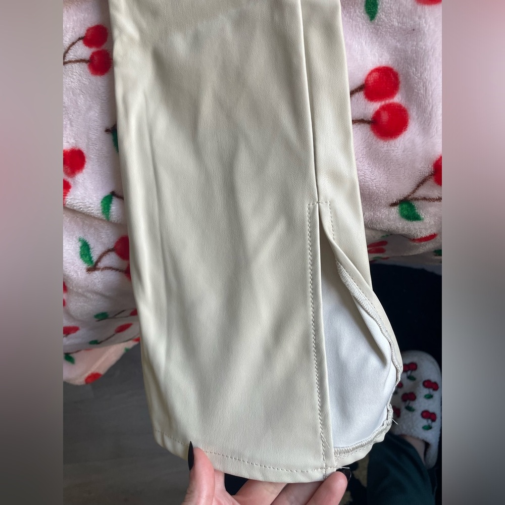 Leather Split Hem Bottoms Pants - image 2